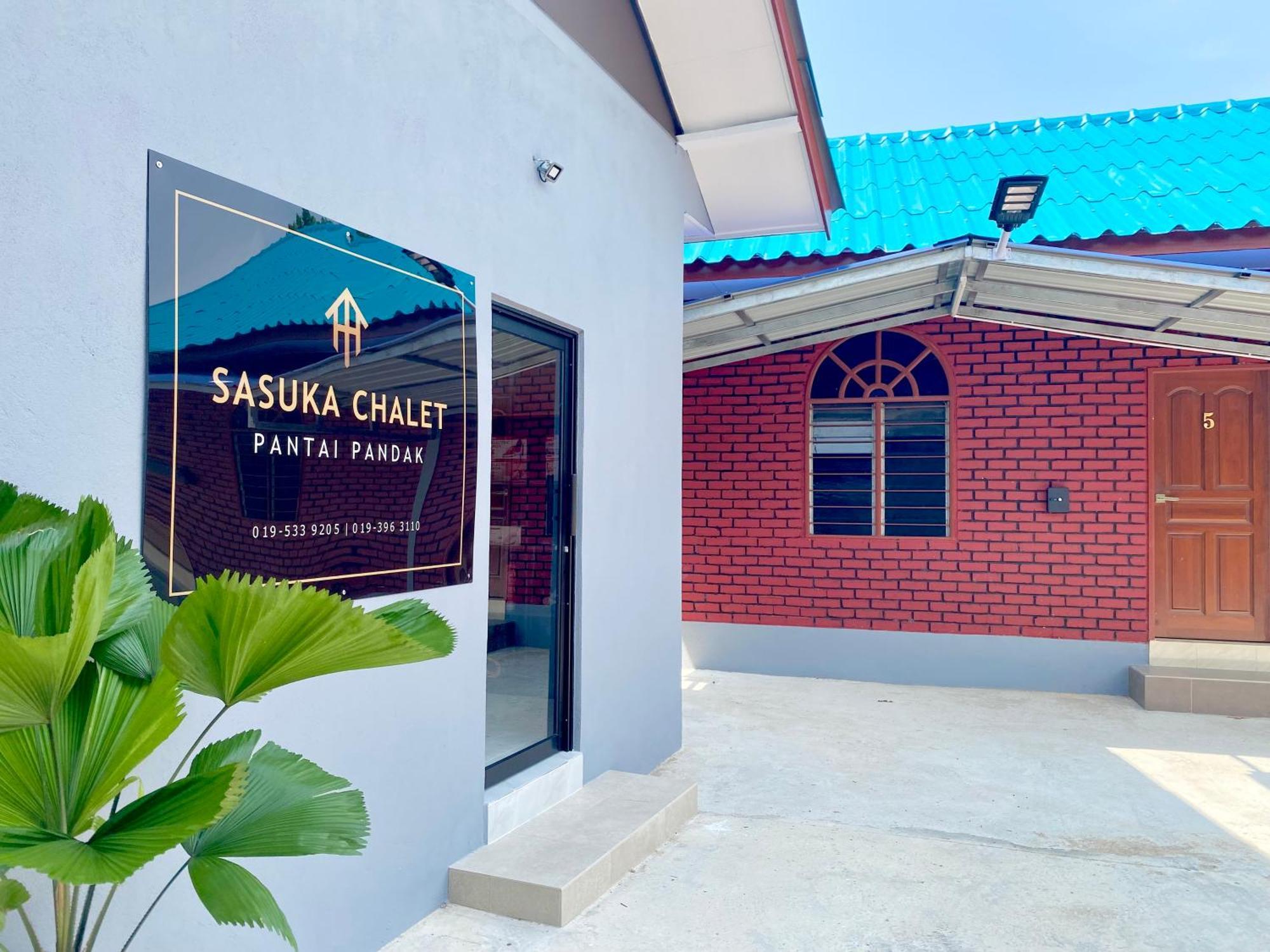 Sasuka Chalet Pantai Pandak Kuala Terengganu Luaran gambar